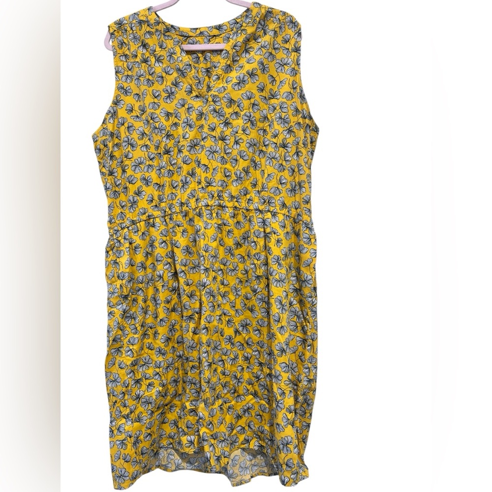 Sleeveless Women’s DressYellow Floral Wearable Art Size XXL